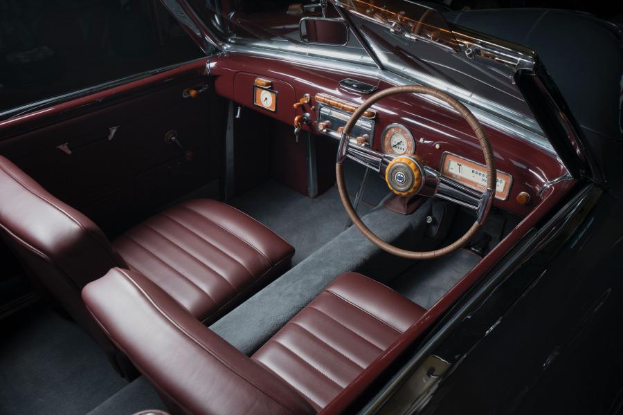 Интерьер Lancia Aprilia Cabriolet Speciale 2 Posti (439.11844) 1946 года  (фото 6 из 20)